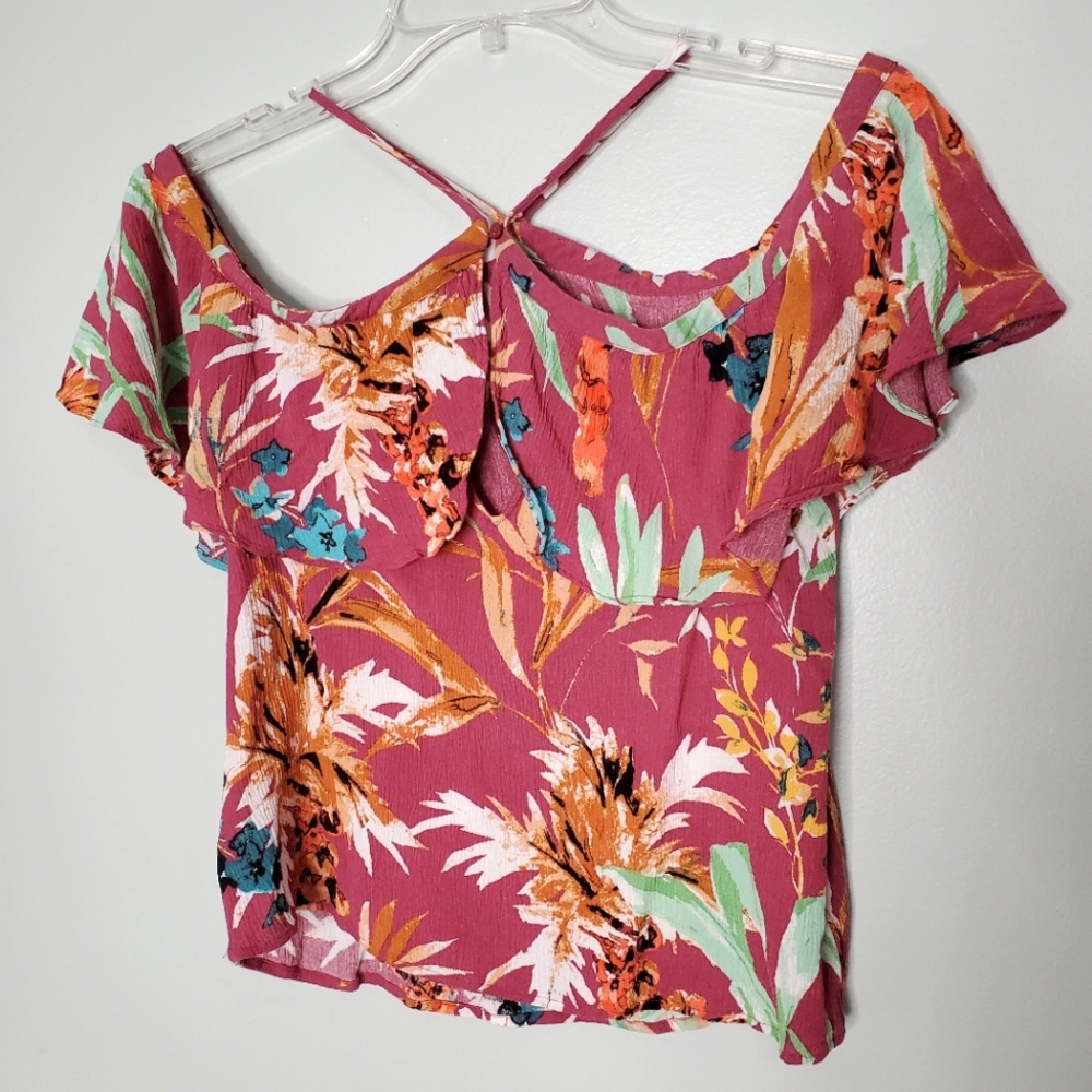 Express Red Floral Off Shoulder Key Hole Halter Top SP - Picture 4 of 10
